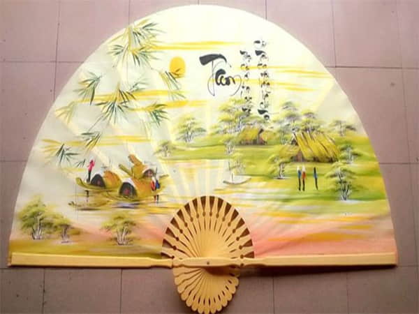 Giấc mơ thấy quạt giấy từ góc nhìn tâm linh