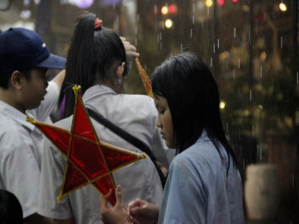 Mơ thấy cơn mưa có ý nghĩa gì