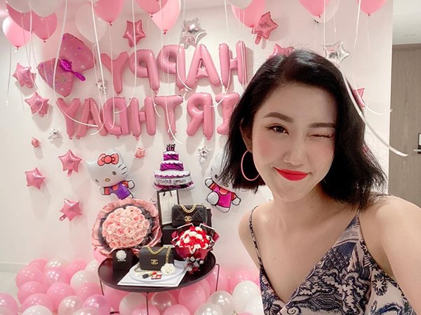 Mơ thấy sinh nhật dự báo điềm đen hay đỏ, là số mấy? Mơ thấy sinh nhật dự báo điềm đen hay đỏ, là số mấy?