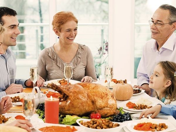 Chiêm bao mơ thấy ăn thịt gà đánh con gì, có phải điềm báo may?