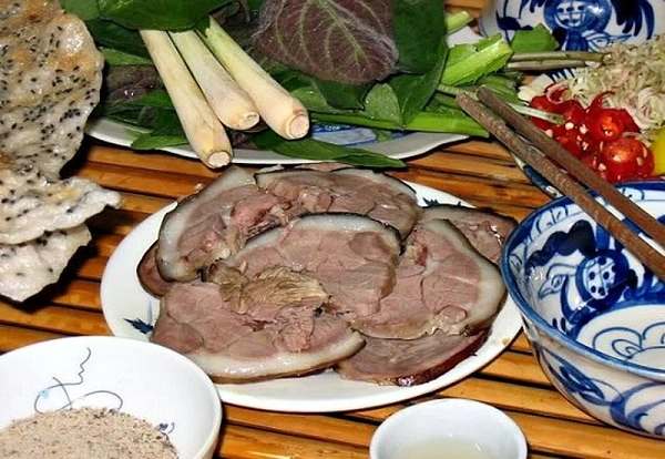 Giải mã ý nghĩa giấc mơ thấy ăn thịt chó