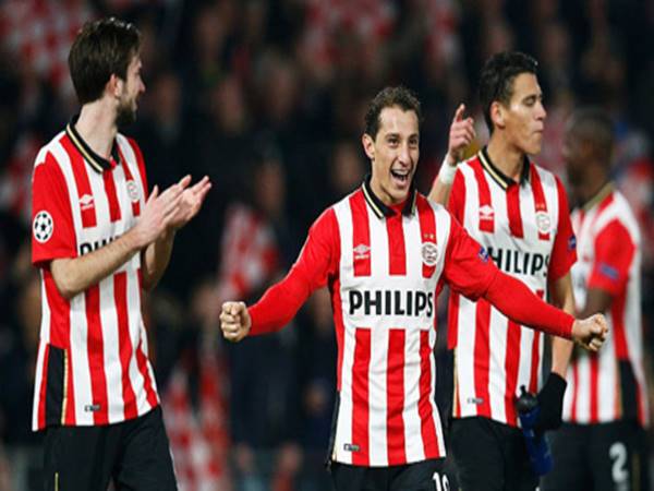 Soi kèo bóng đá giữa PSV vs Heracles lúc 02h00 ngày 17/2/2024
