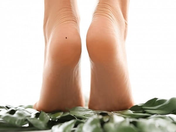 Ý nghĩa nốt ruồi ở gót chân từng vị trí