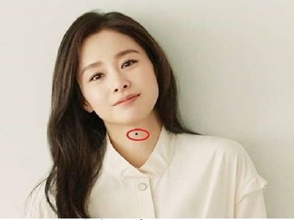 Những bí ẩn về nốt ruồi ở yết hầu
