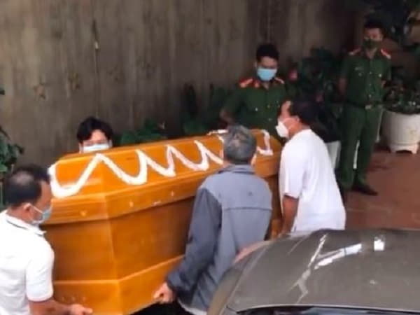 Ý nghĩa khi thấy 4 người khiêng quan tài 