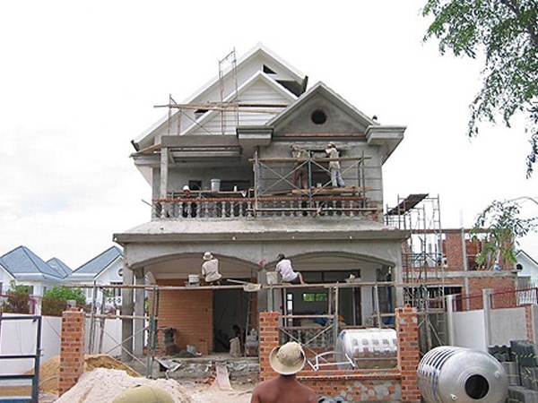 Giải mã thông điệp lành dữ từ giấc mơ thấy làm nhà