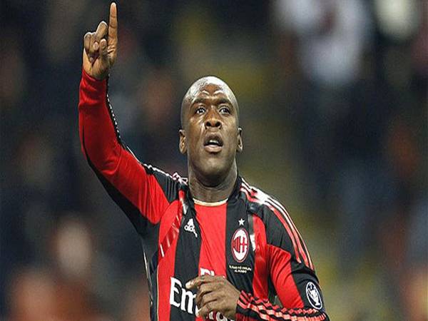 Tầm ảnh hưởng của tiền vệ AC Milan trong đội hình