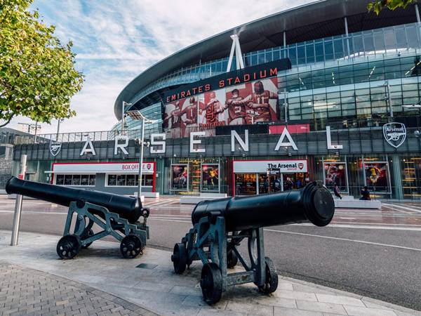Vai trò của svđ Emirates với bóng đá Anh
